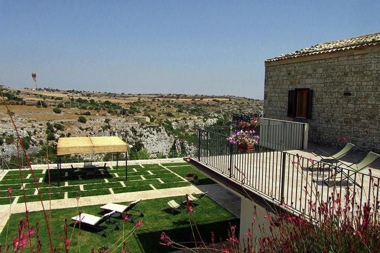 Casa Al Castello Guest House Ragusa Ngoại thất bức ảnh