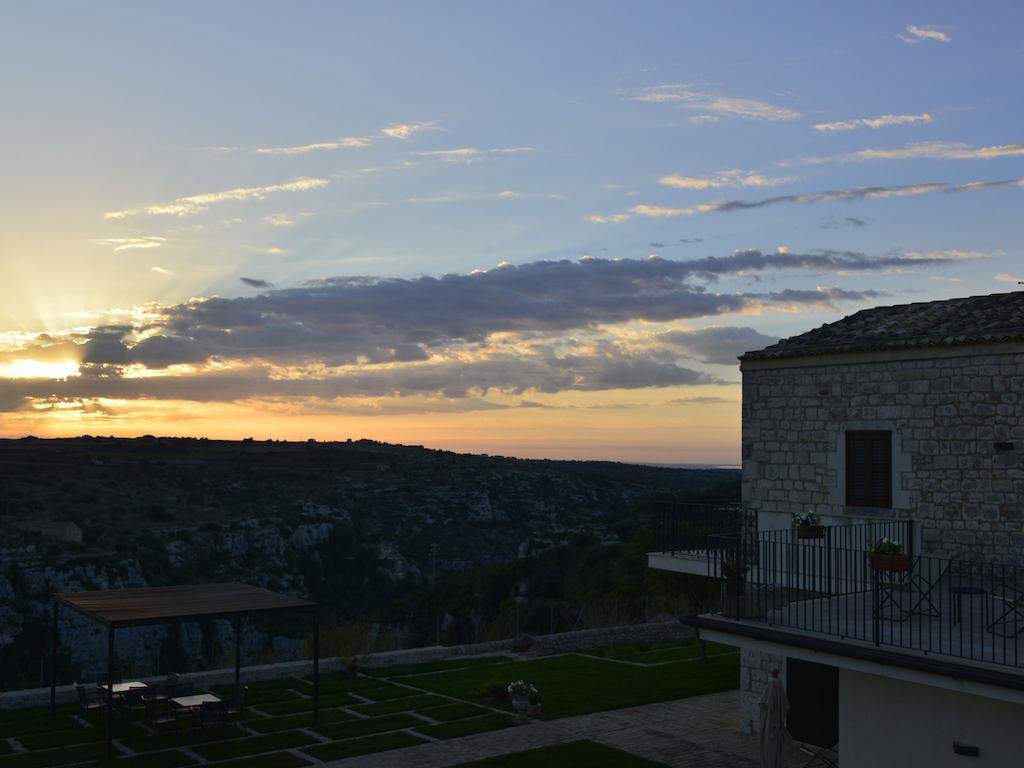 Casa Al Castello Guest House Ragusa Ngoại thất bức ảnh