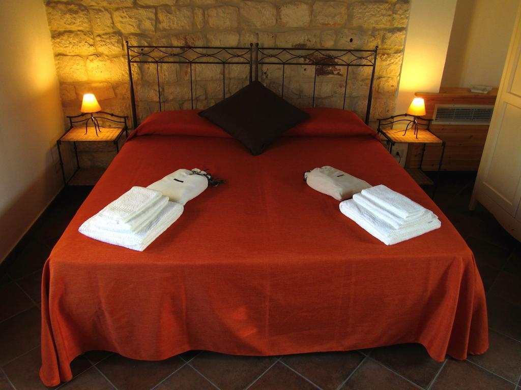 Casa Al Castello Guest House Ragusa Phòng bức ảnh