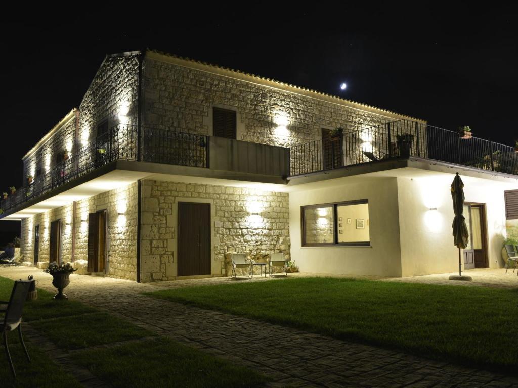 Casa Al Castello Guest House Ragusa Ngoại thất bức ảnh